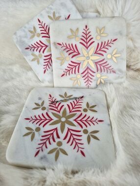 Set Of 4 Holiday Marble Coasters with Red & Gold Snowflake Design - Unbranded